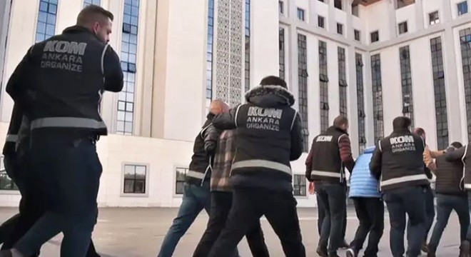 'Gizli tanık' davasında polislerin yurt dışı yasağı kaldırıldı