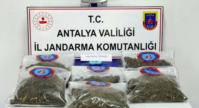 'Narkoçelik-4' operasyonlarında 1 ton uyuşturucu ele geçirildi