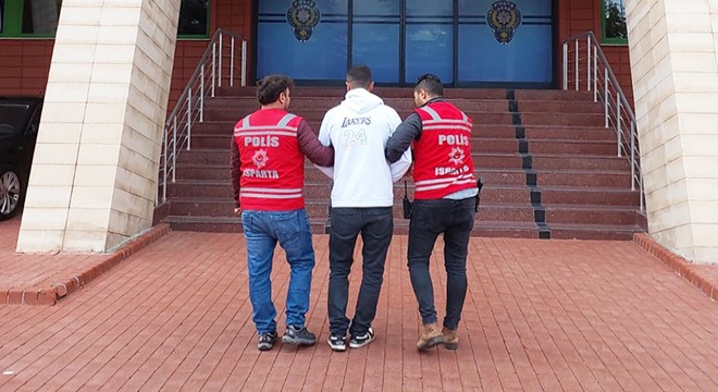 'Sahte' ilanla dolandıran şüpheliler bankada yakalandı
