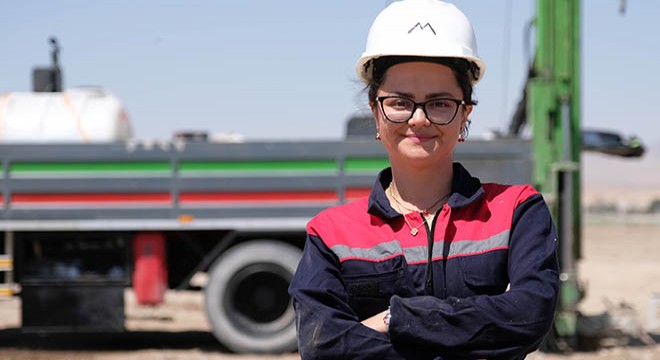 'Sen mi makine kullanacaksın' dediler, inat etti, sondör oldu