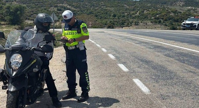 13 motosiklet trafikten men edildi