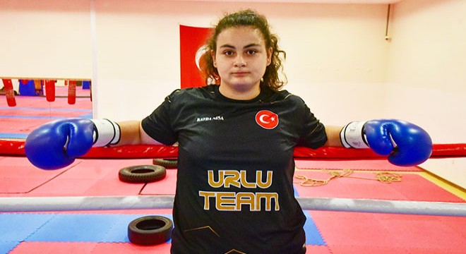 15 yaşındaki Kayra'nın hedefi ağır sıklet dünya şampiyonluğu
