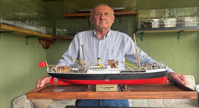 15 yılda 27 tarihi geminin maketini yaptı