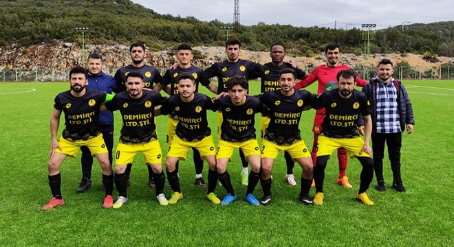 1923 Kaşspor'dan Kumluca Mavikent'e gol yağmuru