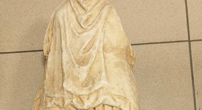2 bin yıllık antik Yunan heykeli çöp poşetinde bulundu
