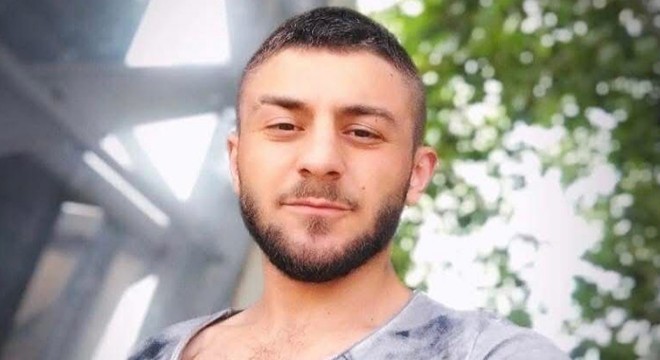 2 katlı evde çıkan yangında öldü