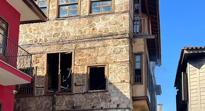 Antalya'daki butik otel yangınında, yeni bilirkişi raporu hazırlanacak