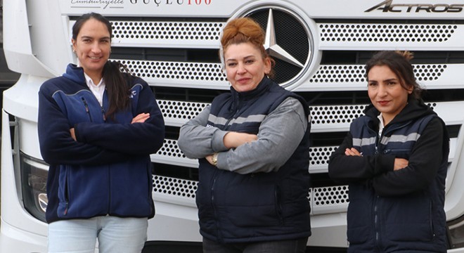 200 erkek şoför arasında 3 kadın