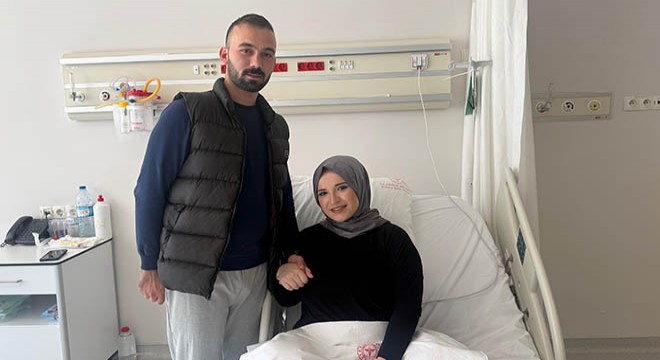 24 haftalık bebeğe anne karnında omurilik ameliyatı