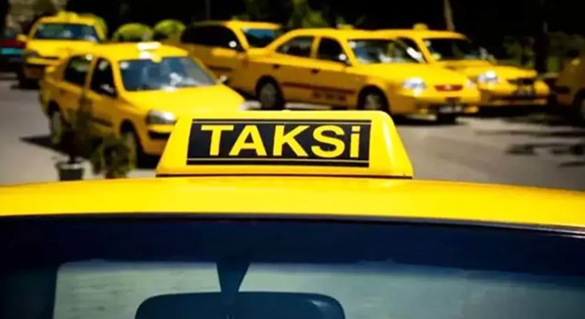 Taksi şoförü, ücret tartışmasında öldürüldü