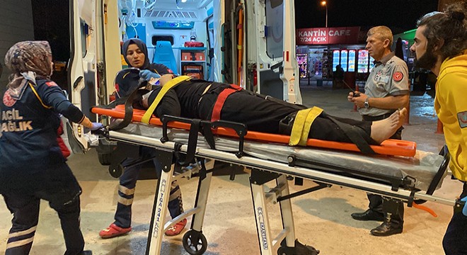 3'üncü kattan düşen Eylül, ağır yaralandı