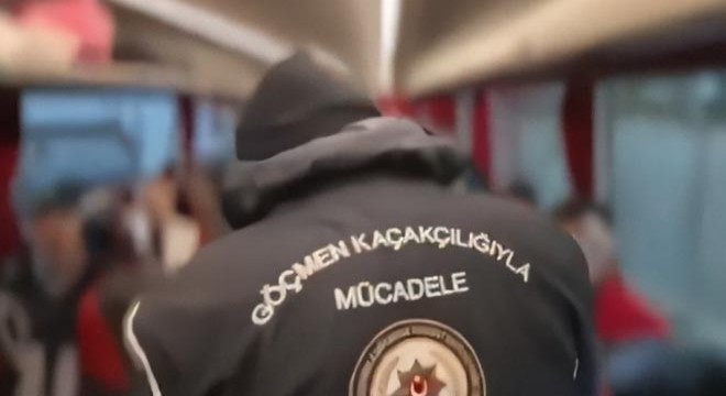 Yurt genelinde 981 düzensiz göçmen yakalandı