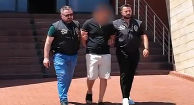 4 çocuğunun annesini boğdu
