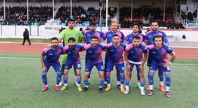 4 kırmızı kartlı olaylı maçta kazanan çıkmadı