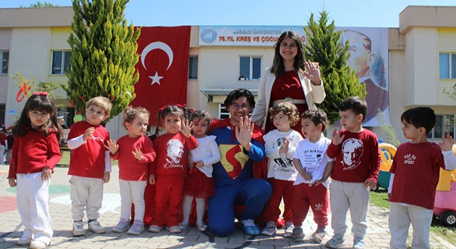 75. Yıl Kreş ve Çocuk Kulübü'nde 23 Nisan coşkusu