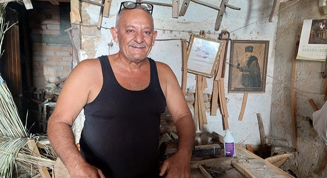 76 yıllık baba mirası iskemleci: Ömrüm yettiğince yapacağım