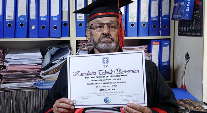 77 yaşındaki arzuhalcinin üniversite azmi