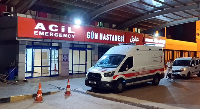 8 kg altını çalıp, 4 polisi yaraladılar