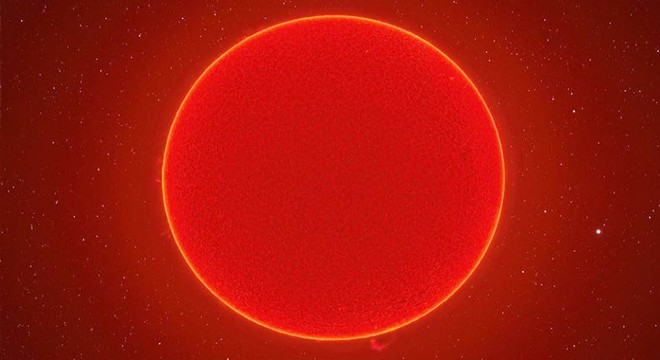 ABD'li fotoğrafçı Güneş'in 230 megapiksel fotoğrafını oluşturdu