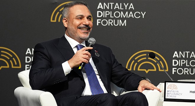ADF 2026'nın ikinci gününde Bakan Fidan'dan HostTalk toplantısı