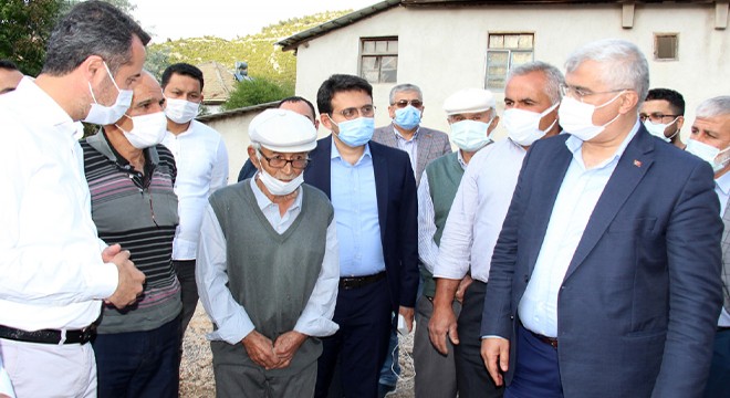 AK Parti'den Karaca ailesine ziyaret