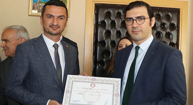 AK Parti'li vekiller mazbata aldı