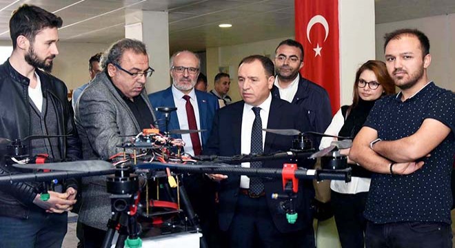 AKÜ, TEKNOFEST 2022'de 14 projeyle yer alacak