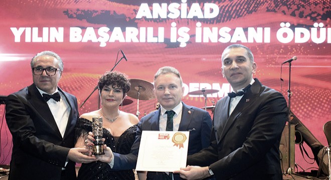 ANSİAD'da ödül gecesi