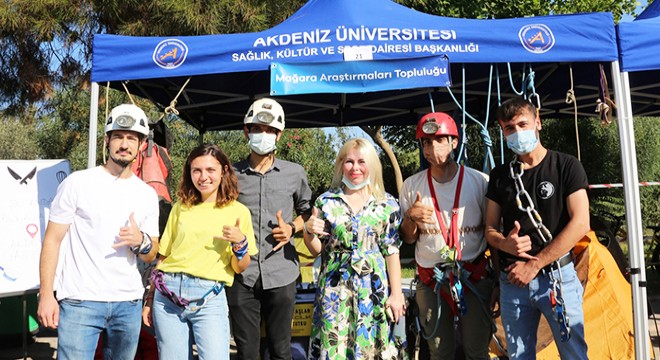 AÜ'ne 14 bin 92 yeni öğrenci