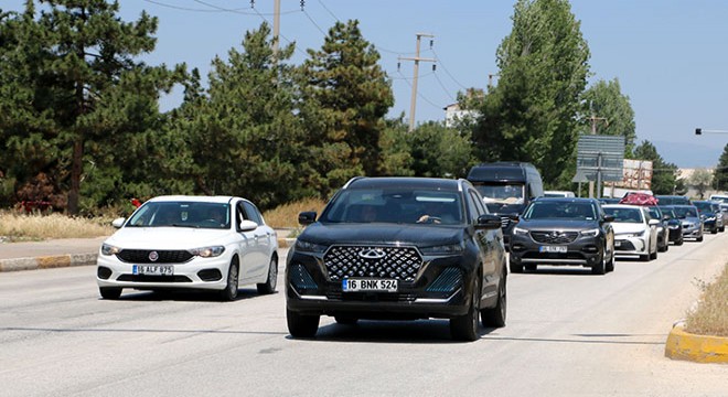 Afyon- Antalya kara yolunda bayram yoğunluğu
