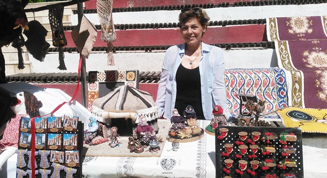 Ağlasun'da el emeği, göz nuru eserler sergilendi