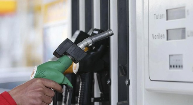 Akaryakıta zam ya da indirim var mı?