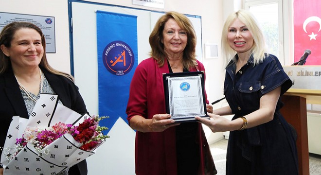 Akdeniz Üniversitesi'nde nesilden nesile eğitim desteği