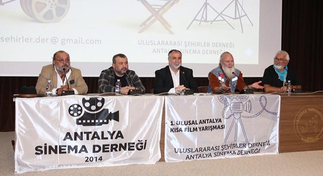 Akdeniz Üniversitesi'nde sinema söyleşisi