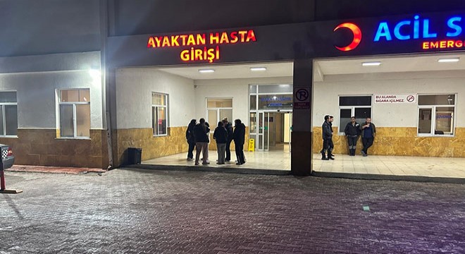 Akşam yemeğinden zehirlendiler: 53 öğrenci hastaneye kaldırıldı