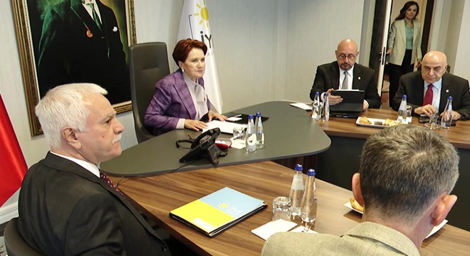 Akşener, Başkanlık Divanı'nı topladı