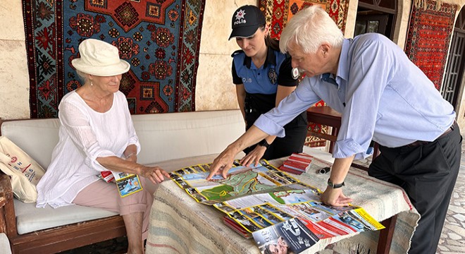 Alanya'da turistlere 4 dilde ‘Güvenli Turizm' haritası