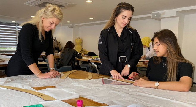Altıer Modelistlik Eğitimi ile Teknik Moda Bilginizi Profesyonel Seviyeye Taşıyın