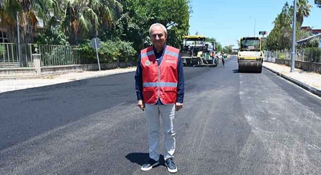 Altınova'da altyapı bitti, sıcak asfalt başladı