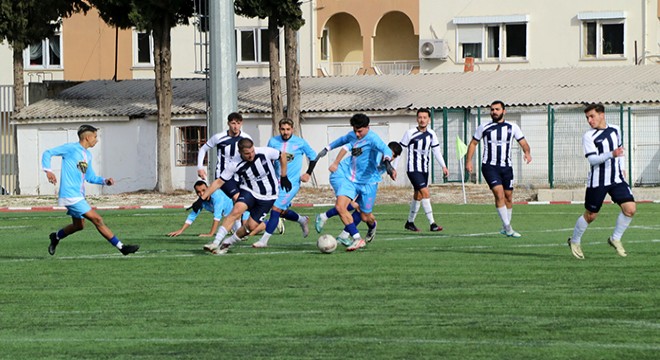 Amatör Küme'de ilk yarının lideri Burdurspor