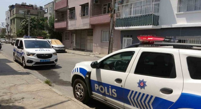 Anne ile kızı tabanca ile vurularak öldürüldü
