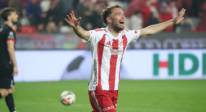 Antalyaspor, Gençlerbirliği'ni 2-1 yendi