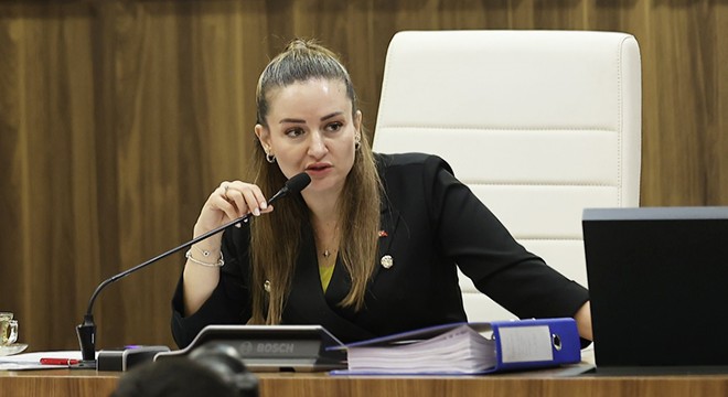 Antalya Büyükşehir Meclisi'nde 'kalıcı eser' polemiği