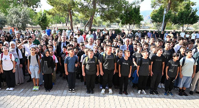Antalya Kemer'de yeni eğitim ve öğretim yılı başladı