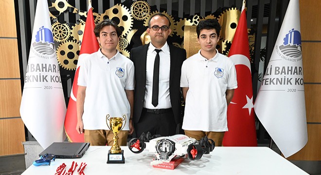 Antalya OSB'li öğrencilerden uluslararası başarı