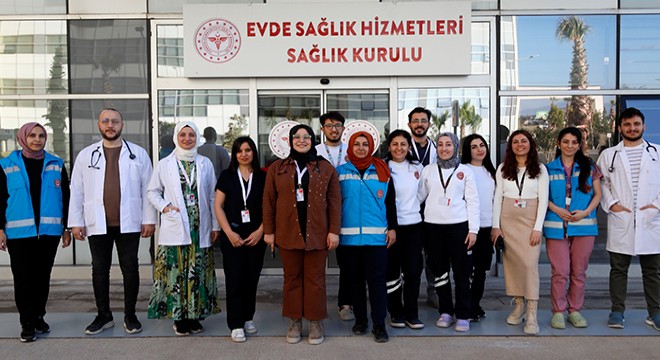 Antalya'da 1400 hastaya evde sağlık hizmeti