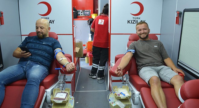 Antalya'da 4 günde 392 ünite kan bağışı