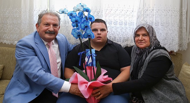 Antalya'da Down sendromlu Muhammed'e evinde ziyaret