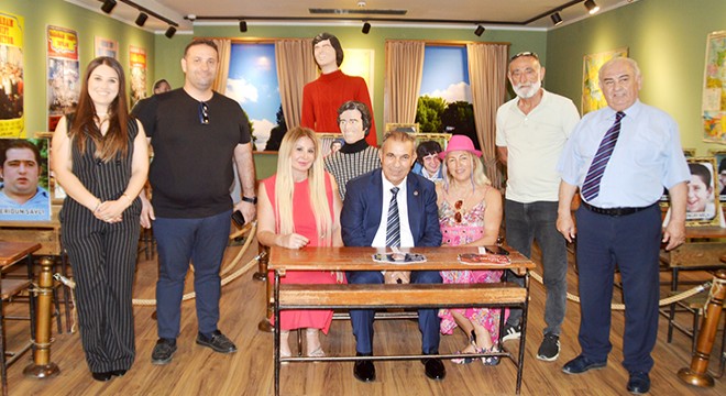 Antalya'da 'Hababam Sınıfı'na yoğun ilgi
