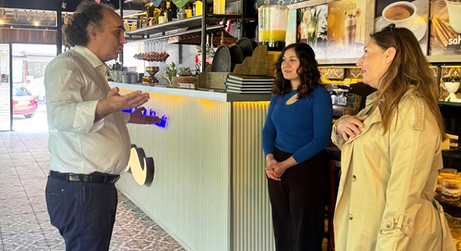 Antalya'da Kaymakam Üçüncü, tütün denetimi yaptı